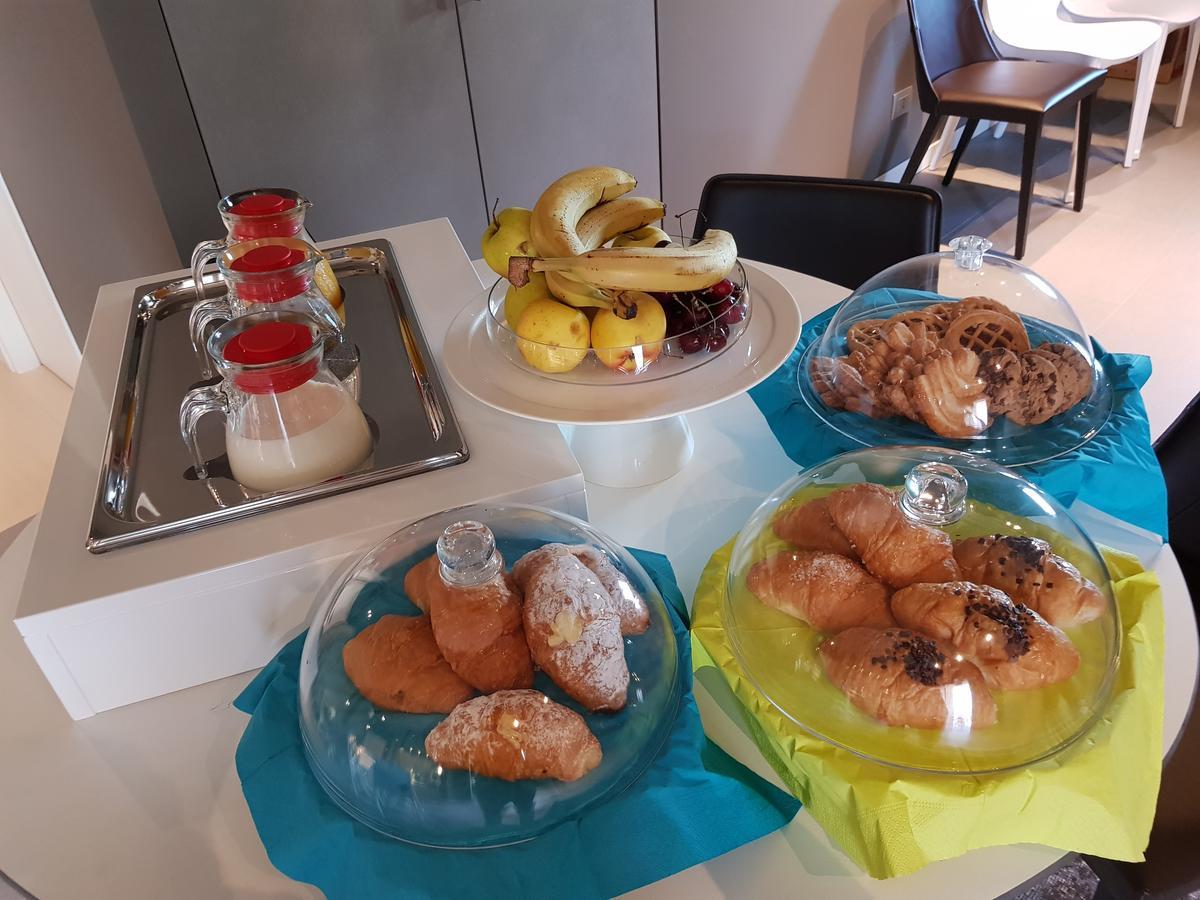 Art B&B Design Costa Volpino Zewnętrze zdjęcie